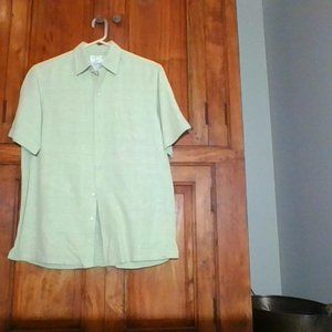 Men's casual shirt